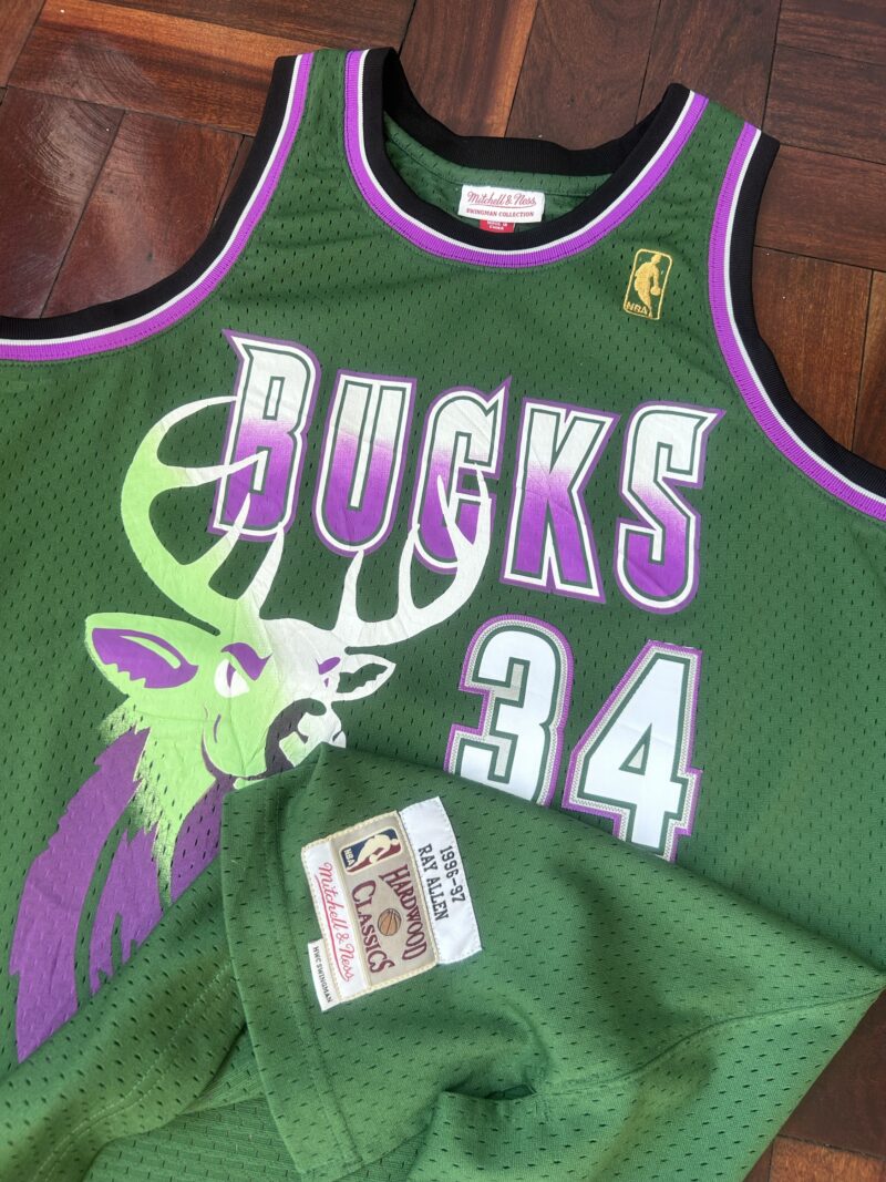 Milwaukee Bucks Hardwood Classics Basketball Jersey - Image 2