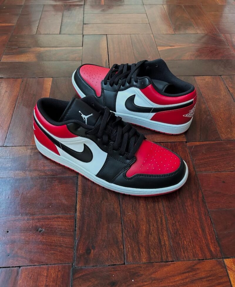 Nike Jordan 1 Low Chicago - UK10 - Image 2