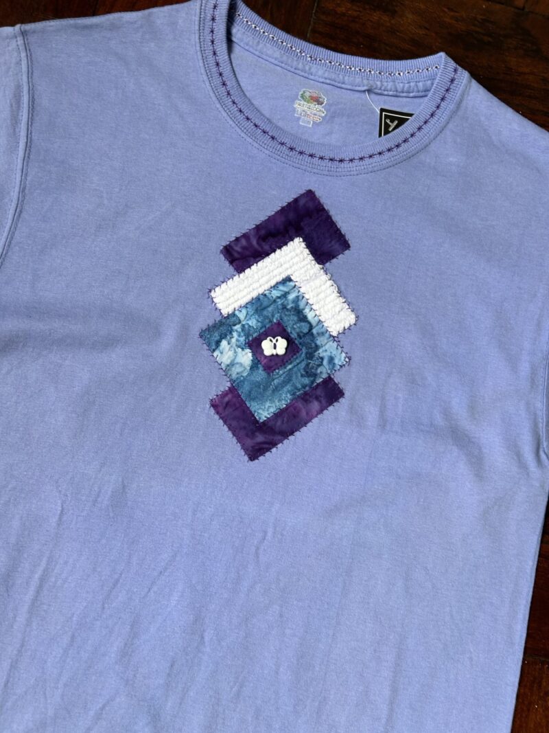 Vintage Embroidery T-Shirt (M) - Image 2
