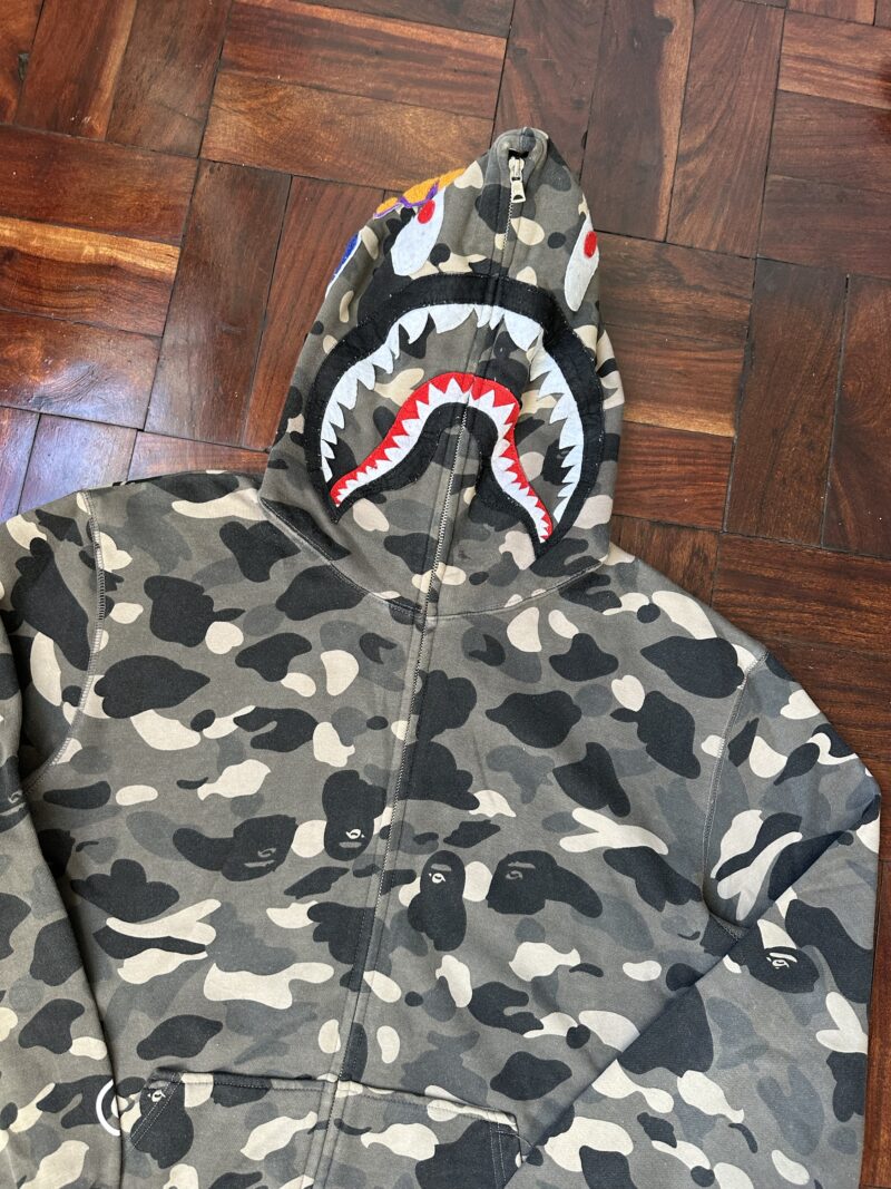 Vintage Bape Camo Shark Hoodie (L) - Image 2
