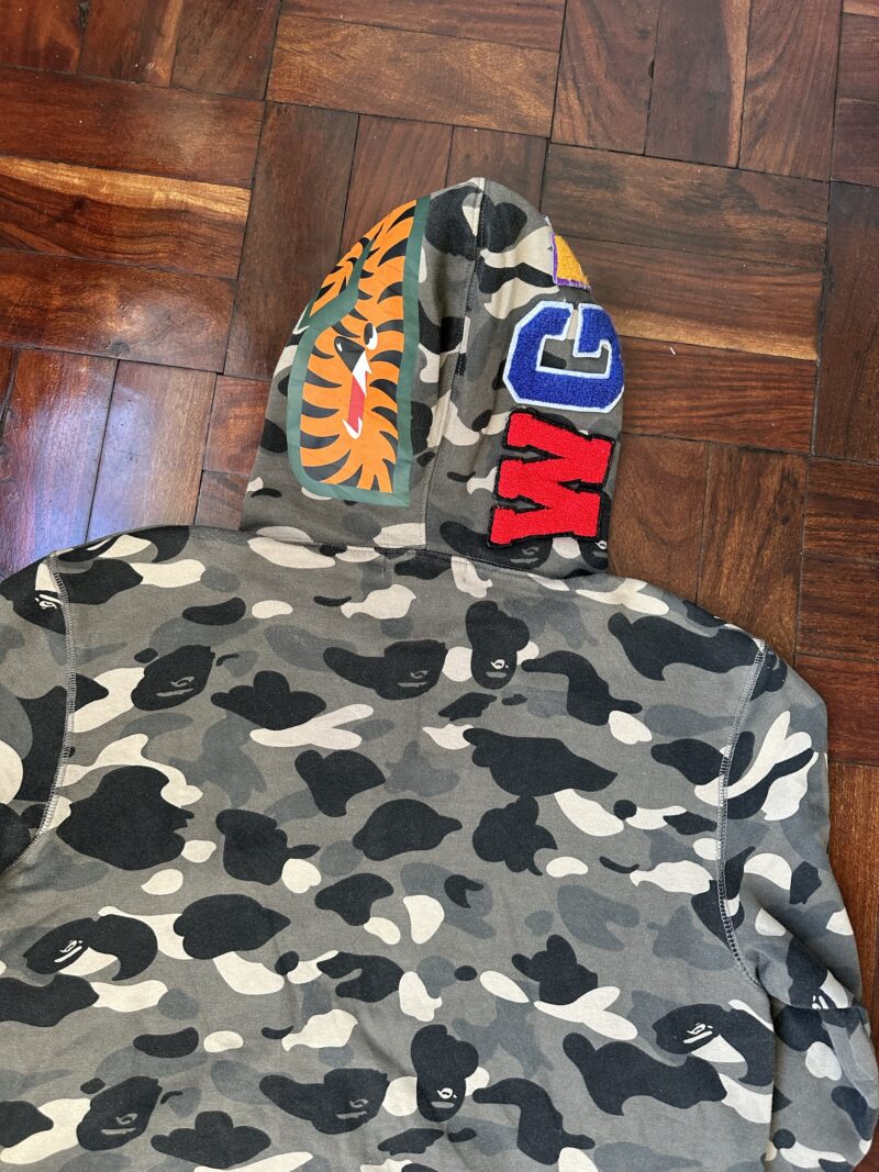 Vintage Bape Camo Shark Hoodie (L) - Image 3