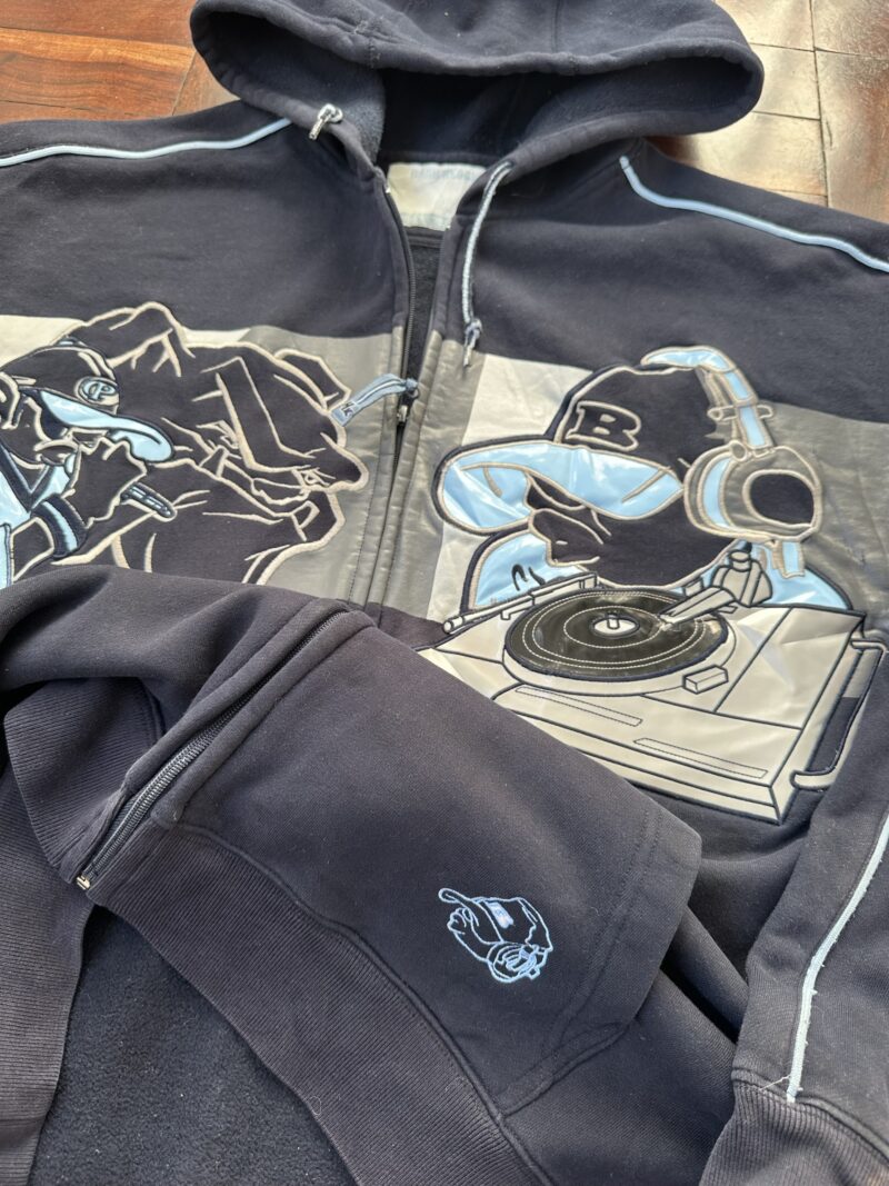 Vintage Y2K School of Hard Knocks Zip Up Hoodie - (XL) - Image 2