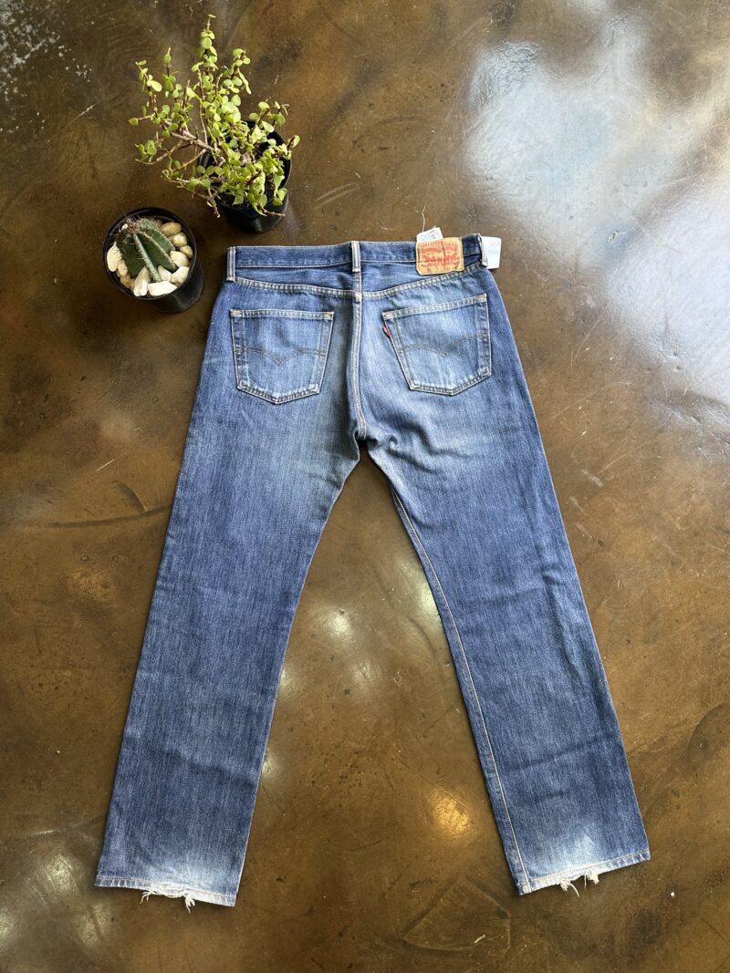 Vintage 501 Levi’s Jeans  - L