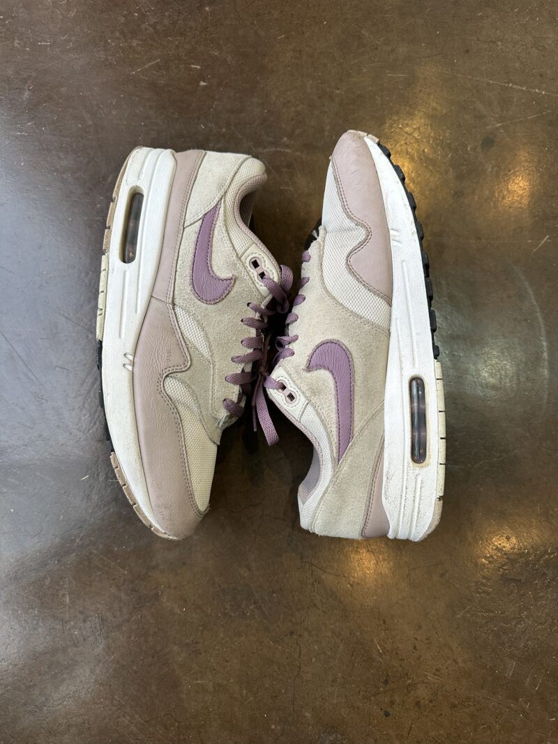 Vintage NIke Air Max 1 - UK10 - Image 3