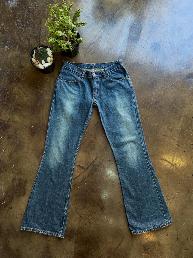 Vintage bootleg Levi’s Jeans - Image 5