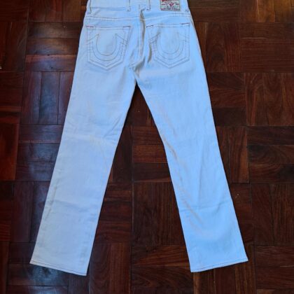True Religion Jeans - 32