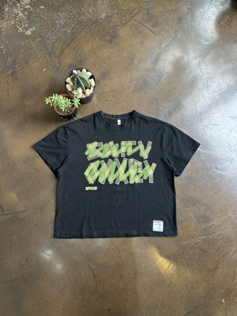 Pre owned  Box Cut Graphic Tee - L