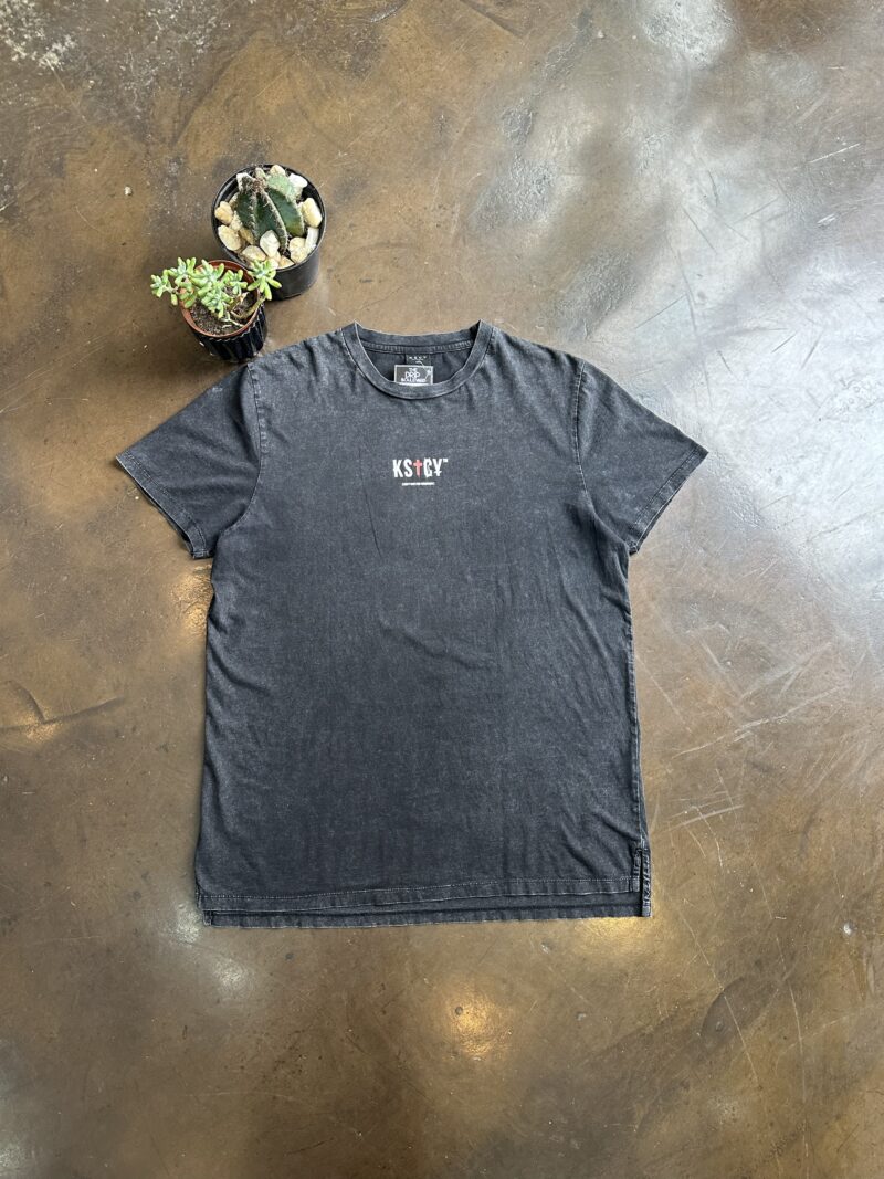 Pre owned Graphic Tee - XL - Image 4