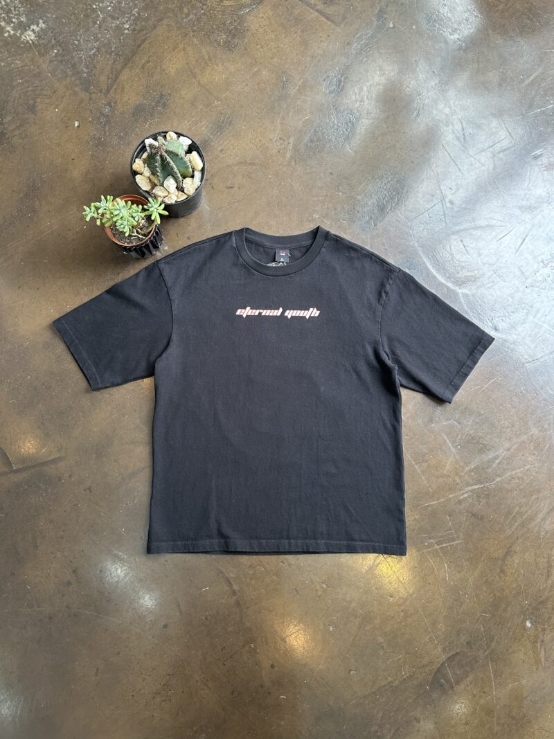 Pre owned Graphic Tee - L - Image 4