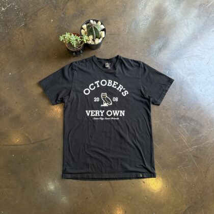 Pre owned Octobers Very Own Tee