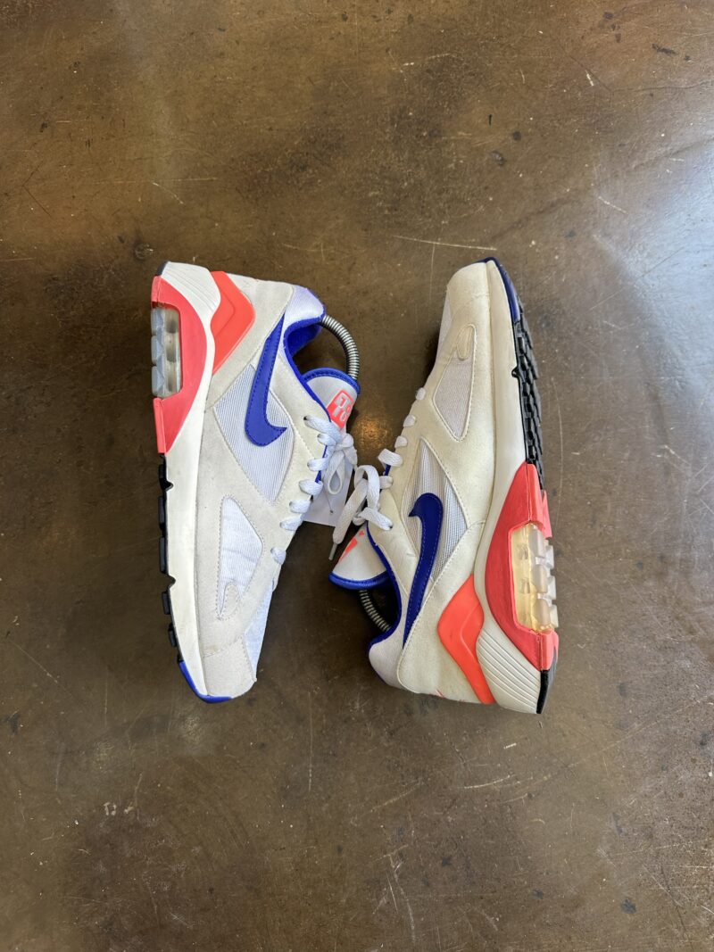 Nike Air Max Sneaker - UK8 - Image 2