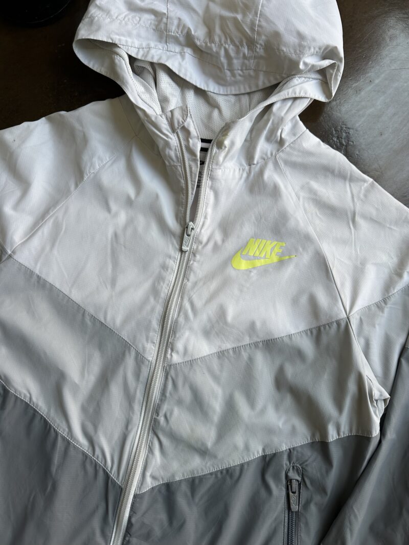 Nike Running Windbreaker - Medium - Image 2