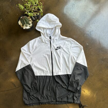 Nike Running Windbreaker - L